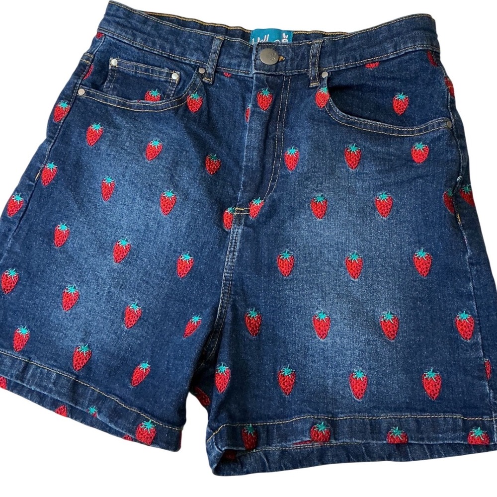 Hell Bunny Strawberry Embroidered Denim Shorts Dark Wash High Rise W28 HLB50185 - Picture 3 of 12